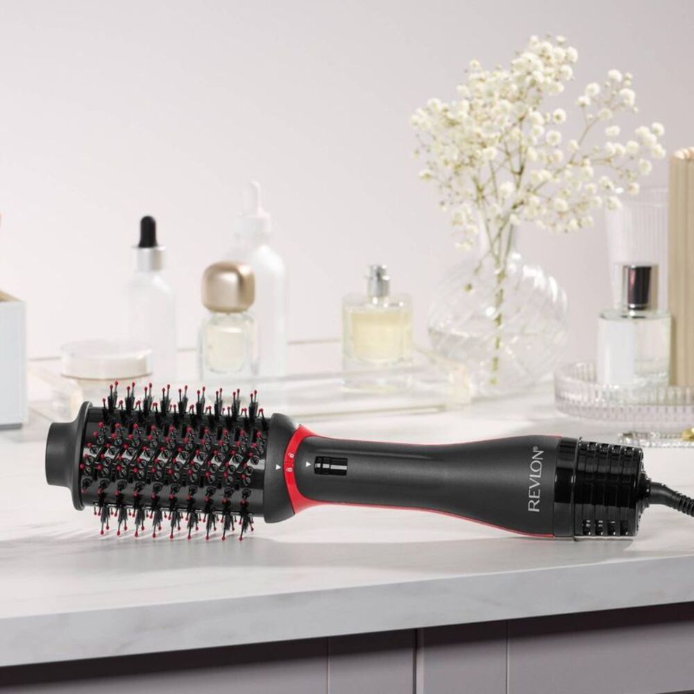 Revlon One-Step Volumizer PLUS Hair Dryer and Hot Air Brush - Black - Picture 2 of 4